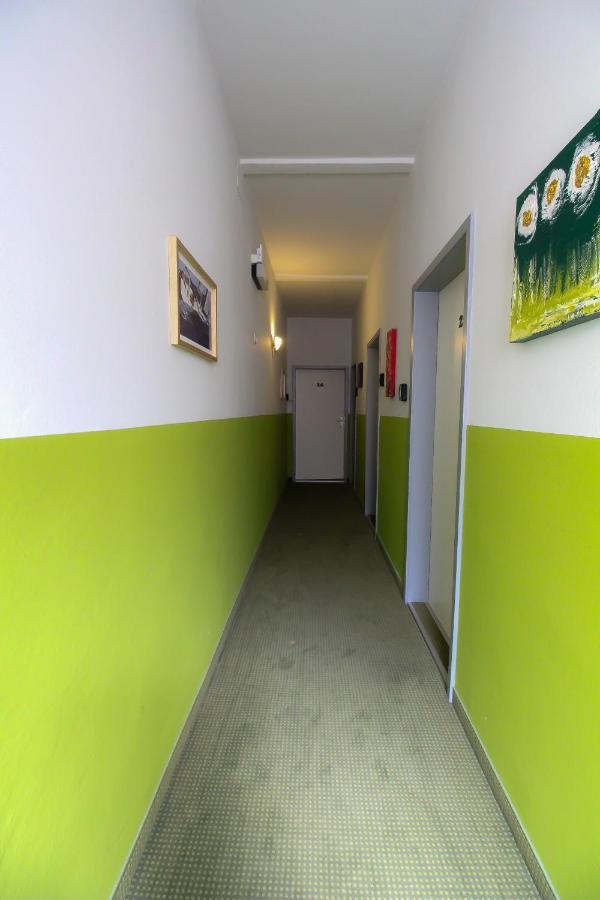Economic Sb Apartment Wien Exterior foto